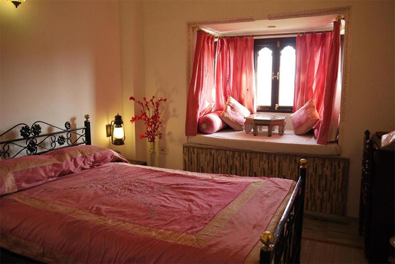 Hotel Sargam Sadan Udaipur Ngoại thất bức ảnh
