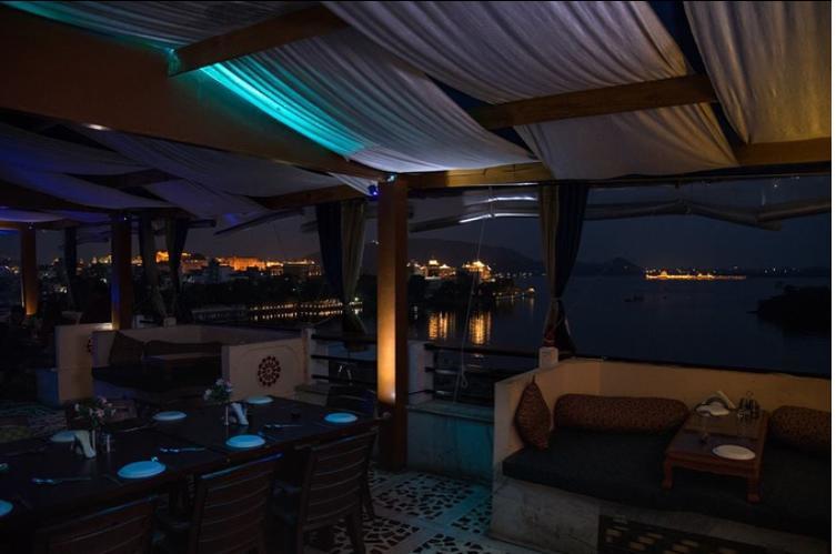 Hotel Sargam Sadan Udaipur Ngoại thất bức ảnh